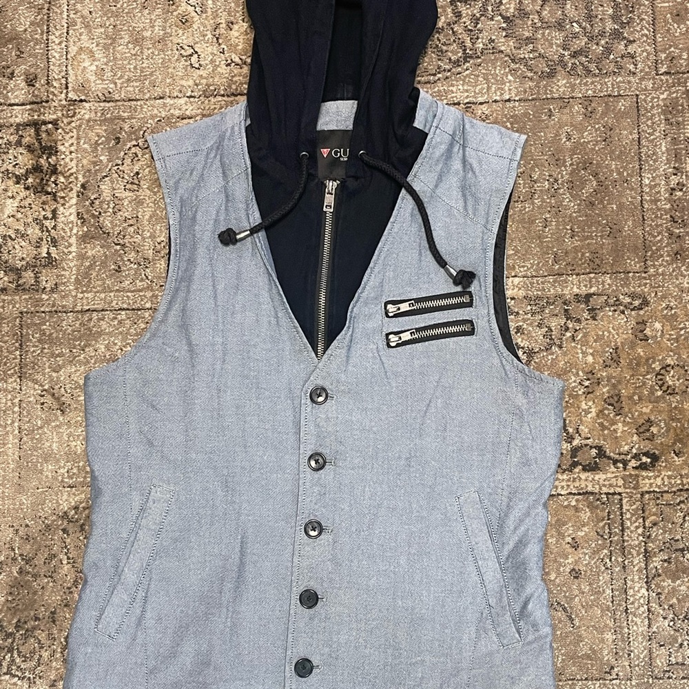 Guess men’s vest
